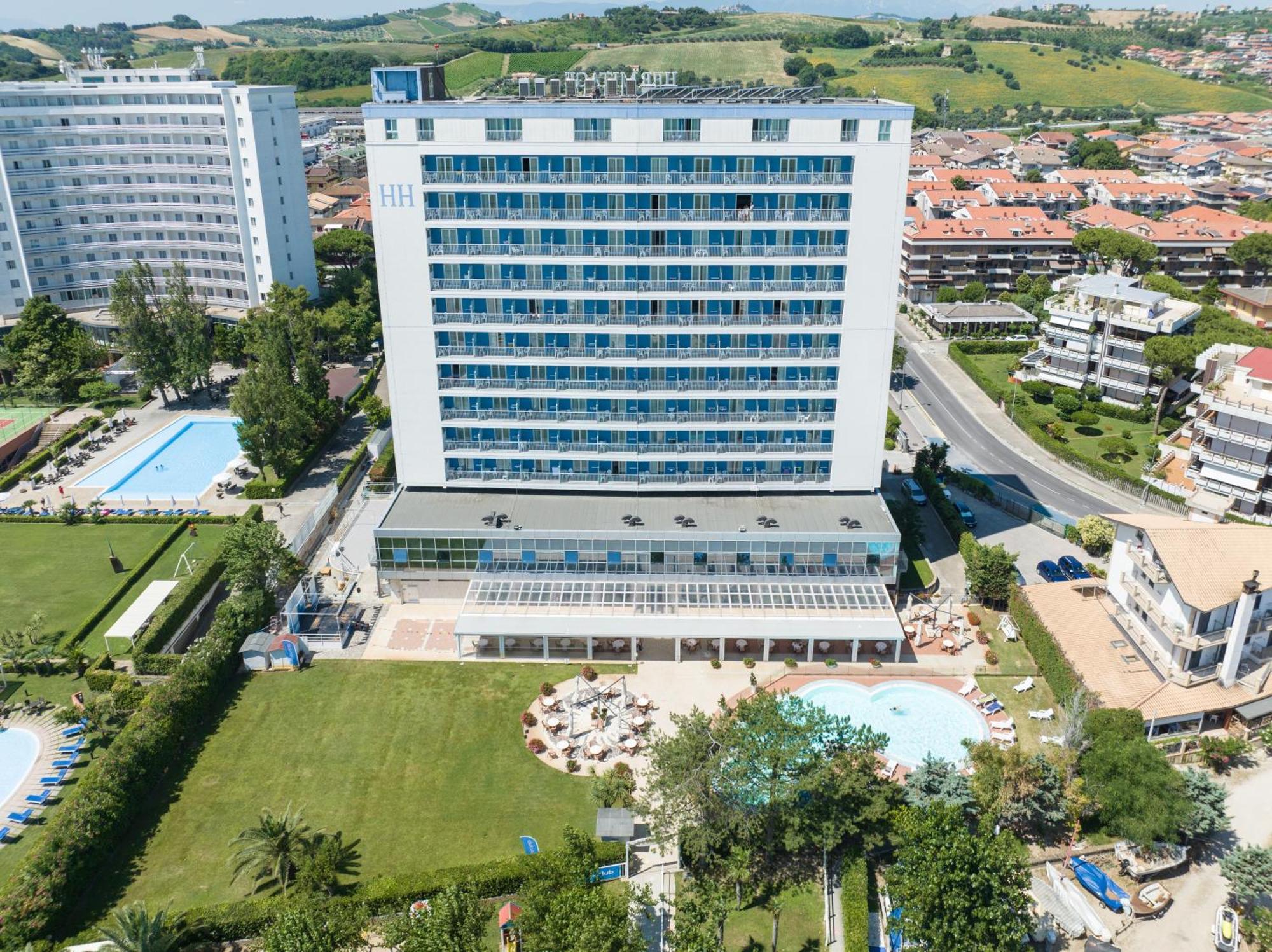 Hermitage Hotel Silvi Marina Exterior photo